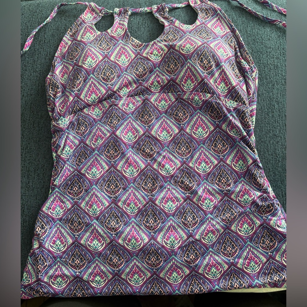 Leilani Tankini Swim Top Size 16 Woman’s